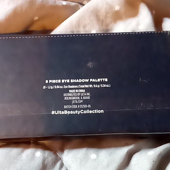 Eye shadow - Picture 2 of 2